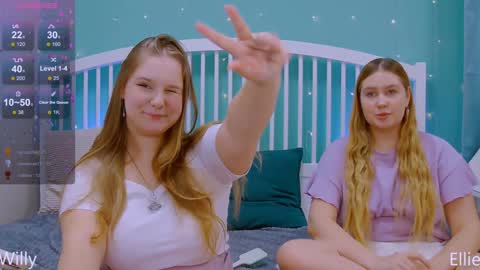 Snapshot of blush_ellie chatting on 12-17-24, 02:44 Ellie3 online show from 12-17-24, 02:44