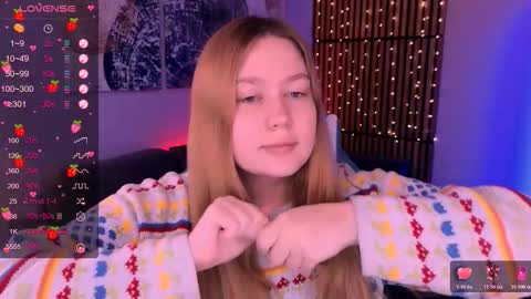 Snapshot of blush_ellie chatting on 10-27-25, 11:03 Ellie3 online show from 10-27-25, 11:03