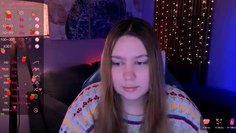 Snapshot of blush_ellie chatting on 10-29-25, 10:55 Ellie3 online show from 10-29-25, 10:55