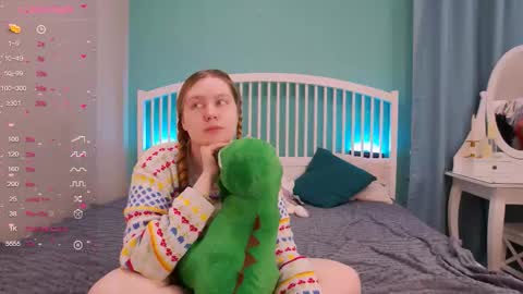 Ellie3 online show from 11-20-25, 12:16