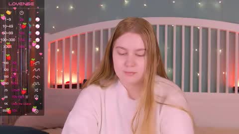 Snapshot of blush_ellie chatting on 12-15-25, 10:03 Ellie3 online show from 12-15-25, 10:03