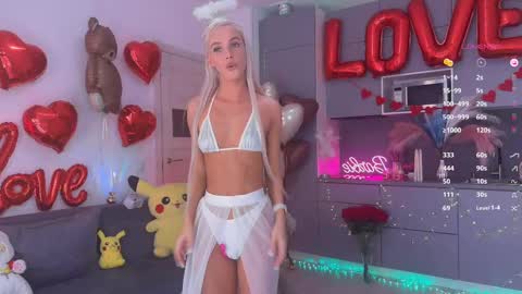 Snapshot of blush_mikki chatting on 02-15-25, 10:00 Mikki chan online show from 02-15-25, 10:00