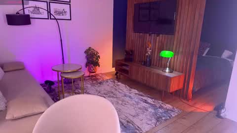 Snapshot of blush_mikki chatting on 10-23-25, 07:51 Mikki chan online show from 10-23-25, 07:51