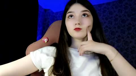 Snapshot of blushed_pussy chatting on 05-16-26, 07:34 nastya online show from 05-16-26, 07:34