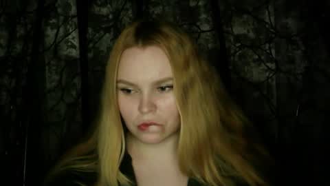 blushing_star online show from 10-19-25, 06:08