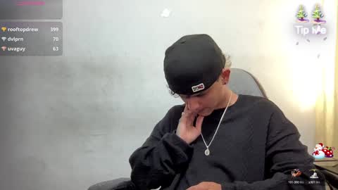 Bob  INDEPENDENT MODEL online show from 12-08-24, 09:41