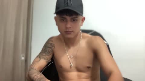 Bob  INDEPENDENT MODEL online show from 02-20-25, 01:46