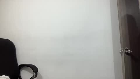 Bob  INDEPENDENT MODEL online show from 03-10-25, 11:38