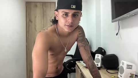 Bob  INDEPENDENT MODEL online show from 09-26-25, 04:38