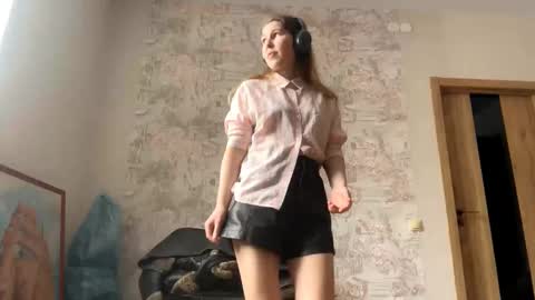 Snapshot of bobbiemylott chatting on 03-01-26, 09:00 Kate online show from 03-01-26, 09:00