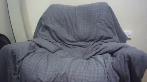 bobby_00x00 online show from 07-22-26, 09:23