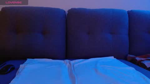 Snapshot of bobbyenglish69 chatting on 11-01-25, 08:49 Bobby English online show from 11-01-25, 08:49