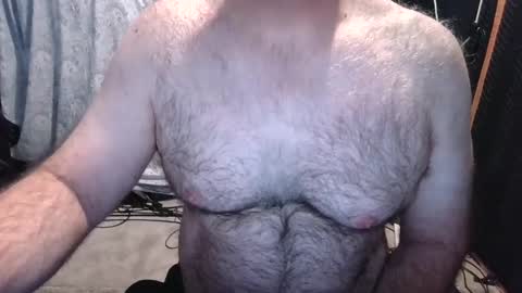 Snapshot of bobbyhill27b chatting on 04-26-26, 02:15 BobbyHill27b online show from 04-26-26, 02:15