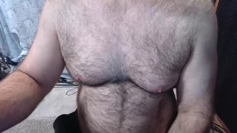 Snapshot of bobbyhill27b chatting on 05-05-26, 02:03 BobbyHill27b online show from 05-05-26, 02:03