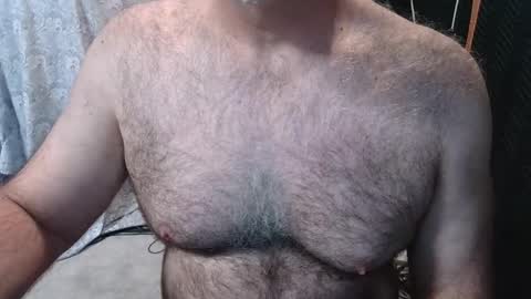 Snapshot of bobbyhill27b chatting on 05-18-26, 05:52 BobbyHill27b online show from 05-18-26, 05:52