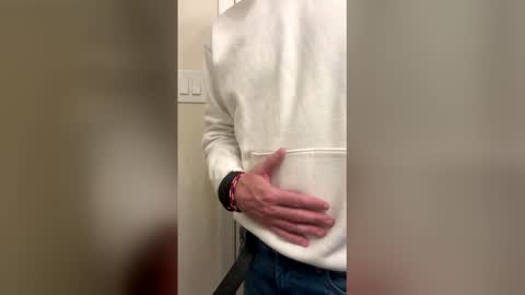 bobbymac34 online show from 05-08-26, 04:51
