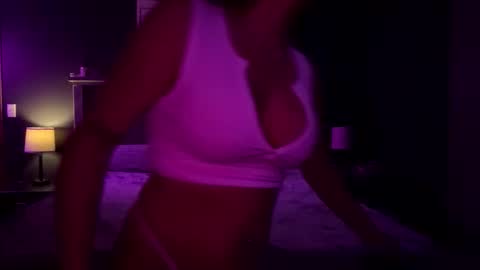 milf online show from 05-17-26, 04:32