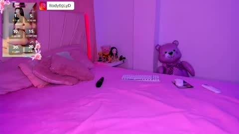 DANIELA online show from 05-18-26, 04:07