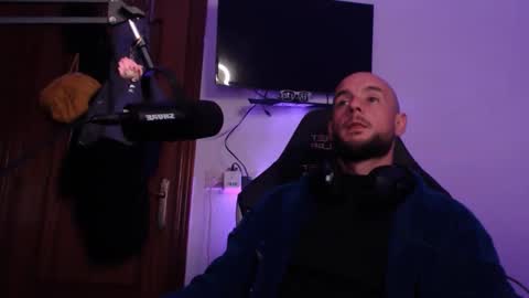 bodyking69 online show from 01-27-25, 07:13