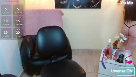 Paris online show from 01-08-26, 10:34