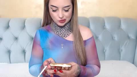 Snapshot of bom_bonx chatting on 01-13-26, 02:33 Amy online show from 01-13-26, 02:33