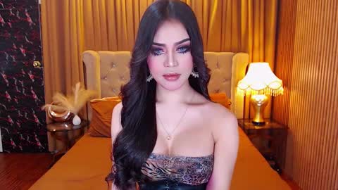 Snapshot of bombshellanita chatting on 09-28-25, 11:48 bombshellanita online show from 09-28-25, 11:48