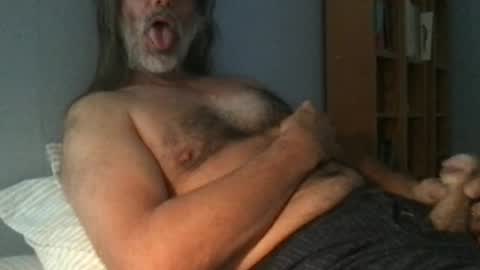 Snapshot of bonderbarney chatting on 07-01-26, 11:45 BonderBarney online show from 07-01-26, 11:45