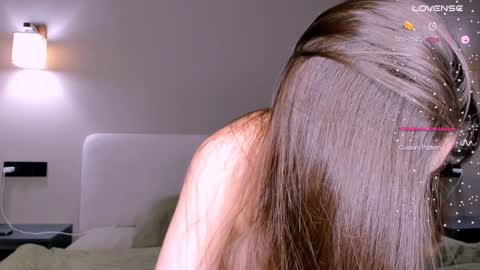 Snapshot of bondgirl4fun chatting on 01-31-25, 02:28 Olly online show from 01-31-25, 02:28