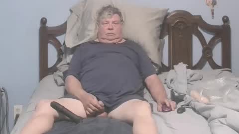 Snapshot of boner1961 chatting on 12-17-25, 09:37 boner1961 online show from 12-17-25, 09:37