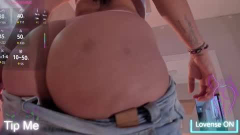 Snapshot of boniesmith_ chatting on 11-24-25, 10:53 Bonie Smith online show from 11-24-25, 10:53