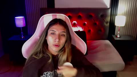 bonnali_lune online show from 05-31-26, 05:04