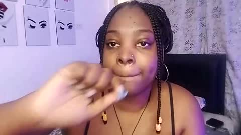 bonnie online show from 10-12-25, 01:54