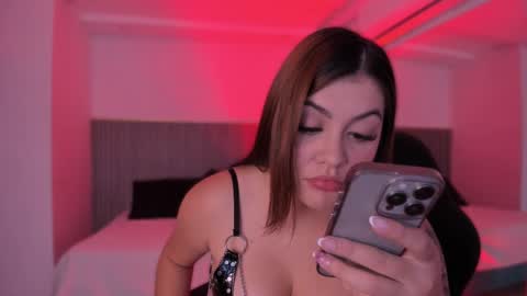 Snapshot of bonnie_an chatting on 09-22-25, 11:34 Bonnie online show from 09-22-25, 11:34