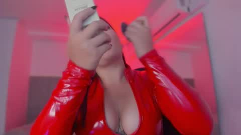 Snapshot of bonnie_an chatting on 11-16-25, 11:27 Bonnie online show from 11-16-25, 11:27