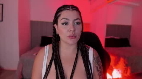 Snapshot of bonnie_an chatting on 11-22-25, 11:53 Bonnie online show from 11-22-25, 11:53