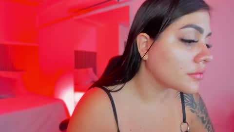 Snapshot of bonnie_an chatting on 05-10-26, 11:26 Bonnie online show from 05-10-26, 11:26