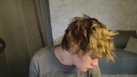 Jessy  Mark online show from 02-25-26, 05:17