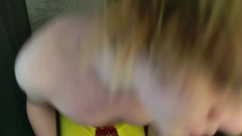 Jessy  Mark online show from 04-16-26, 05:19