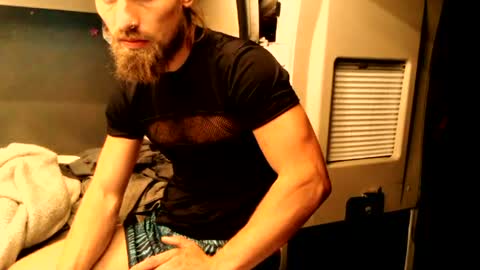 Bonnie and Clyde online show from 08-05-26, 10:44