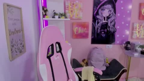 Bonnie online show from 12-02-25, 03:45