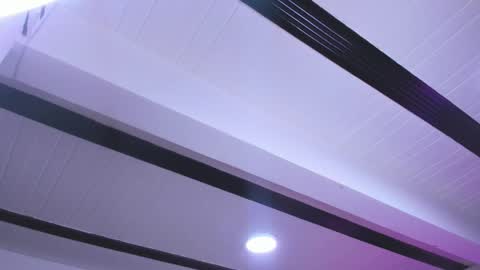 Snapshot of bonnie_bu chatting on 10-31-25, 09:05 becky online show from 10-31-25, 09:05