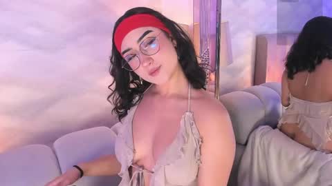 Bonnie online show from 04-18-26, 09:04