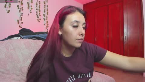 Bonnie Help me reach 500 likes online show from 01-11-25, 10:51