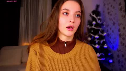 Snapshot of bonniecannon chatting on 01-08-25, 04:12 Grace online show from 01-08-25, 04:12