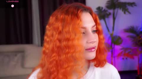 Snapshot of bonniecannon chatting on 03-08-25, 04:12 Grace online show from 03-08-25, 04:12