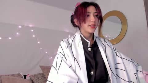 Snapshot of bonniecute_ chatting on 12-29-24, 03:03 online show from 12-29-24, 03:03