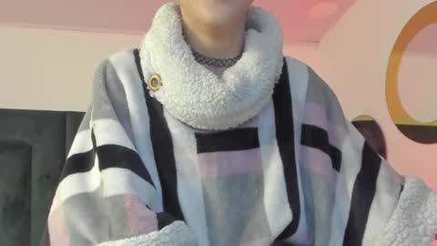 Snapshot of bonniecute_ chatting on 03-02-25, 11:39 online show from 03-02-25, 11:39