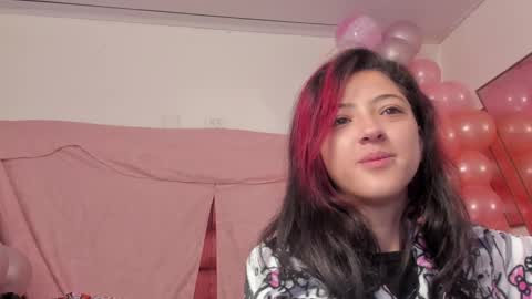 Snapshot of bonniecute_ chatting on 03-11-25, 11:33 online show from 03-11-25, 11:33