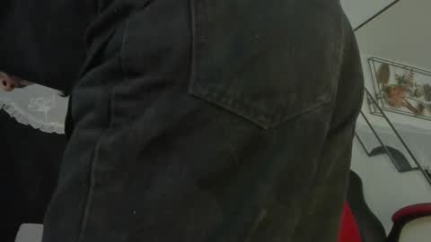 Snapshot of bonniecute_ chatting on 11-04-25, 11:48 online show from 11-04-25, 11:48