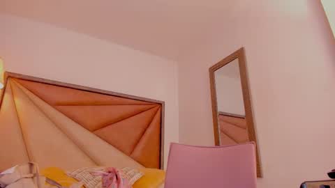 Snapshot of bonniecute_ chatting on 02-10-26, 11:53 online show from 02-10-26, 11:53